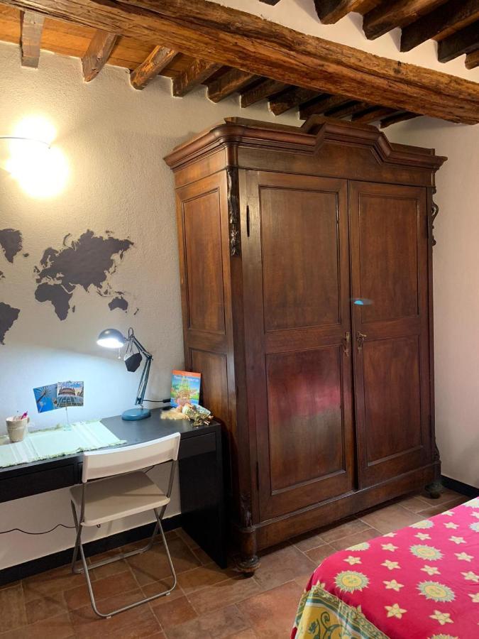 Apartament Le Parole Del Gatto Genua Zewnętrze zdjęcie