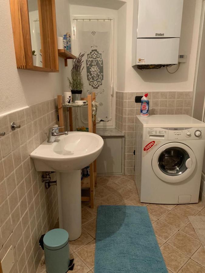 Apartament Le Parole Del Gatto Genua Zewnętrze zdjęcie